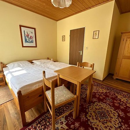 Gaestehaus Gut Frauendorf Windorf  ภายนอก รูปภาพ