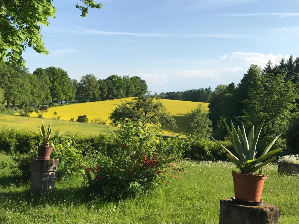 Gaestehaus Gut Frauendorf Windorf  ภายนอก รูปภาพ