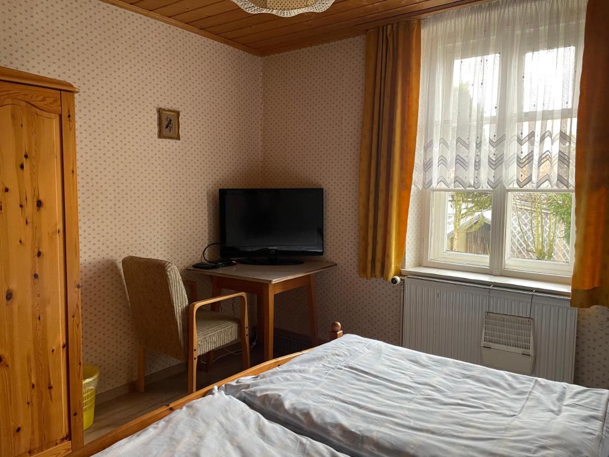 Gaestehaus Gut Frauendorf Windorf  ภายนอก รูปภาพ