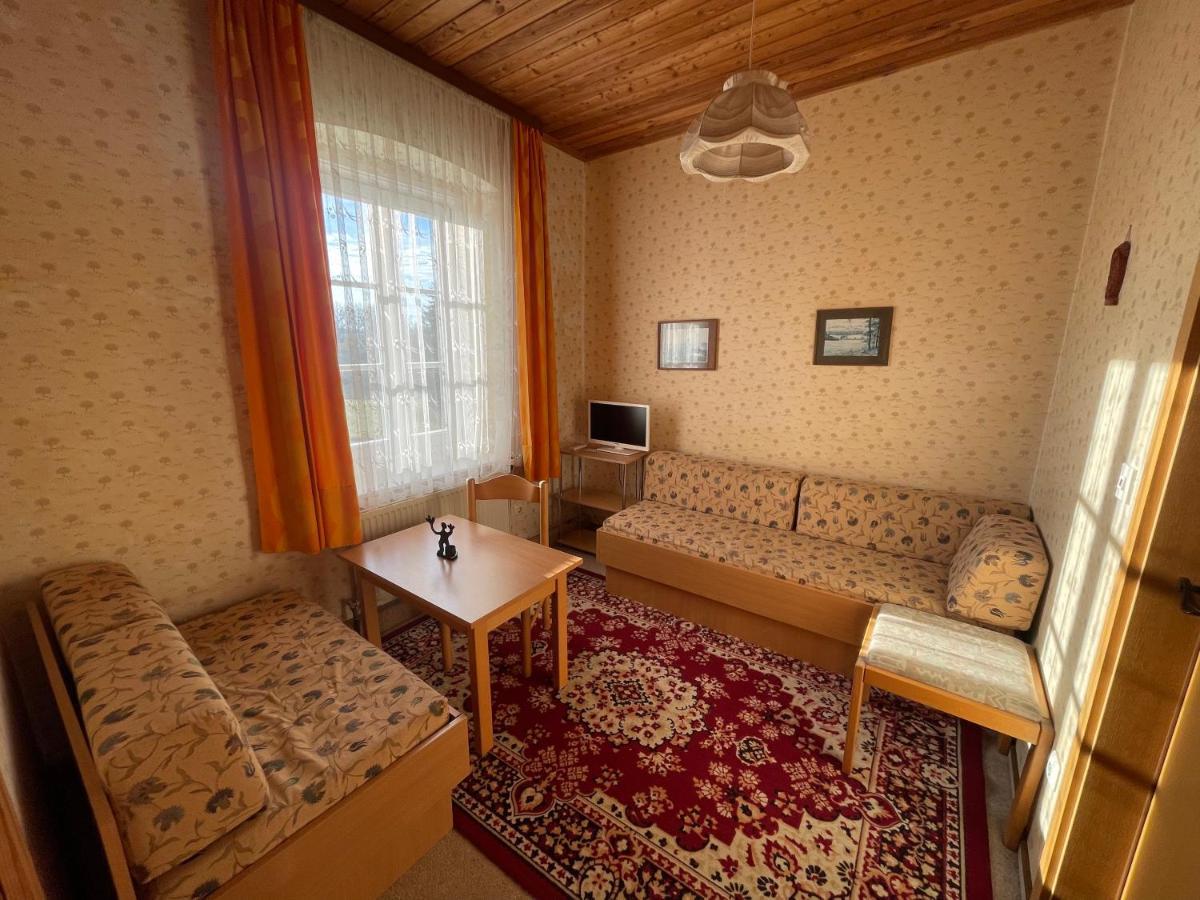 Gaestehaus Gut Frauendorf Windorf  ภายนอก รูปภาพ