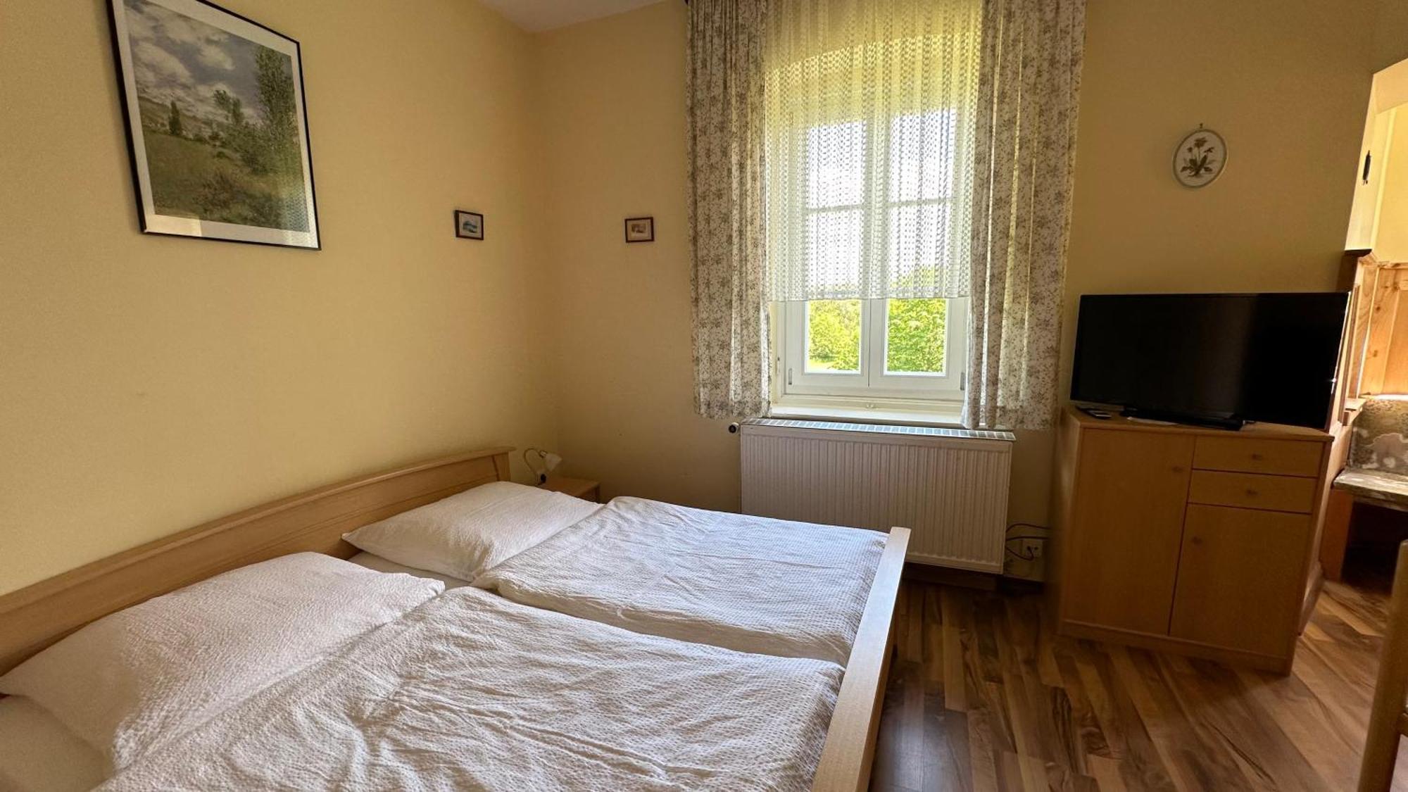 Gaestehaus Gut Frauendorf Windorf  ภายนอก รูปภาพ